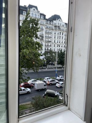 Продается дом в центре города