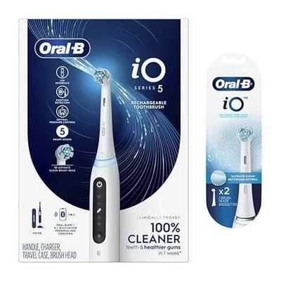 Oral-B iO Series 5 Luxe Bundle