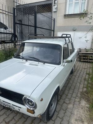 Jiguli vaz 21011