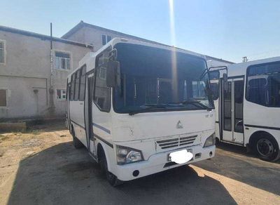 Avtobus ISUZU SAZ NP 37 2012 yil