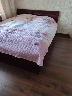 Кровать двуспальная
