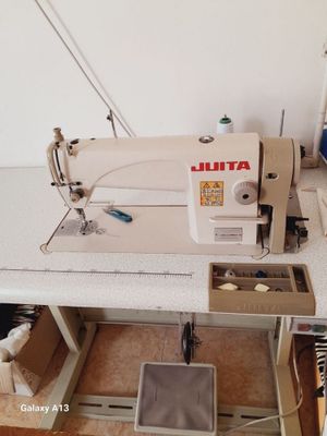 Juita tikuv mashinasi