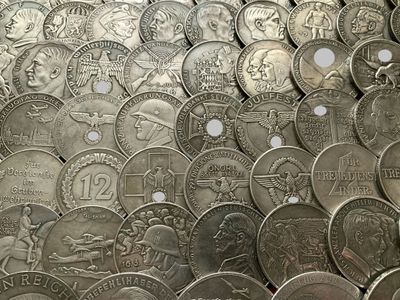 Коллекция монет и Медалей Германии. 200 штук