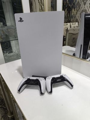 PlayStation 5 Fat 1TB Sotiladi.