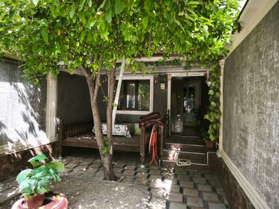 продаётся дом, участок 2.36 сотки, около ТЦ Малика