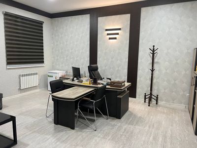 Ofisniy mebel sotiladi