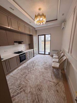 Kvartira продается 3/2/8 на ЖК Gardens