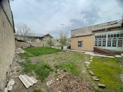 Srochna sotiladi narxidan ozroq utib beramz trassa chetida joylashgan