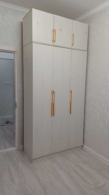 SHkaf sotiladi dastafka ustanofka bepul