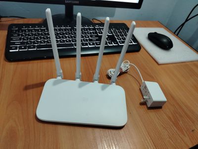 WiFi роутер Xiaomi 4c