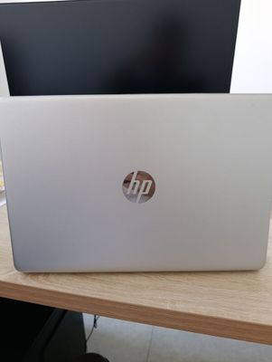 Noutbuk HP core 4/64
