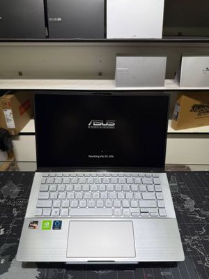 Asus ZenBook Q402 R5-4500U/8/256/14.0