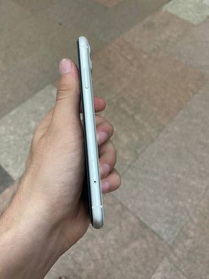 Iphone 11 xotira 64 yomks 75 face id true ton ishlidi