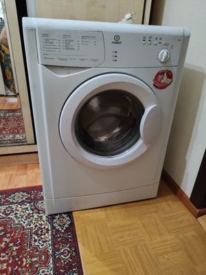 Продам стиральную машинку