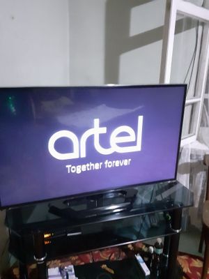 Продаётся Телевизор Artel все в идеальном состояние