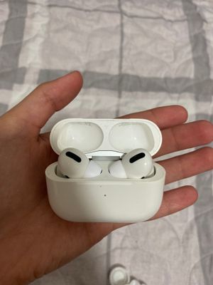 Наушники Apple AirPods Pro, + 2 чехла в подарок
