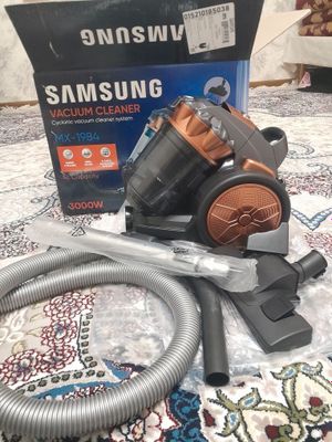 Pilesos Samsung xolati yangi 3ming Watt