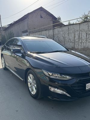 Malibu XL 2023 сотилади холати зур