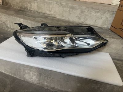 Продам фару Malibu 2