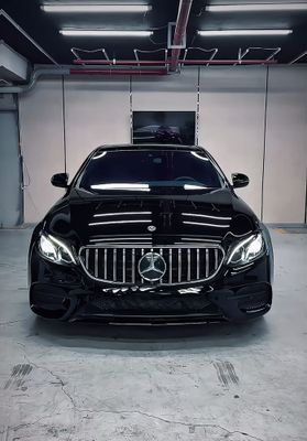 Mercedesw213 e200
