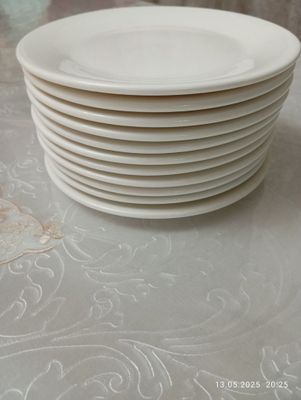 Продам тарелки 18 дм