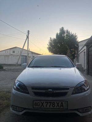 Lacetti Gentra 2022