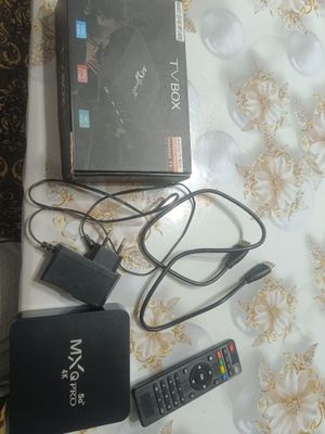 TV box Android 18 GB Sotiladi