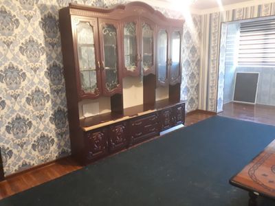 Bez agenstva kv 2 xonali 3 etaj