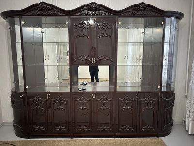 Итальянскую горка мебель