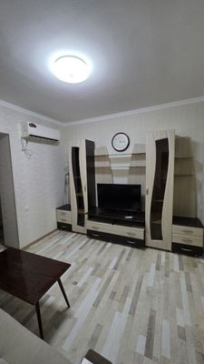Срочно сдаётся Новостройка кадишва метро Дустлик 2-комн евро ремонт ук