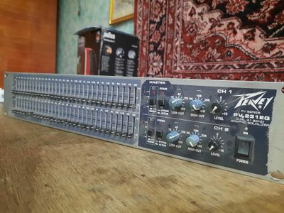 Продается эквалайзер peavey pv 231eq