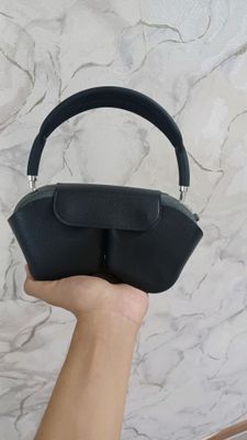 airpodsmax