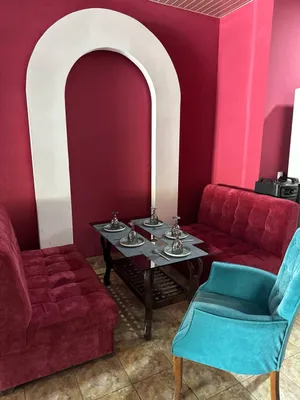 Kafe va restaranlar uchun divan