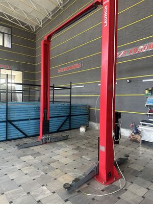 Podyomnik launch 4000 kg