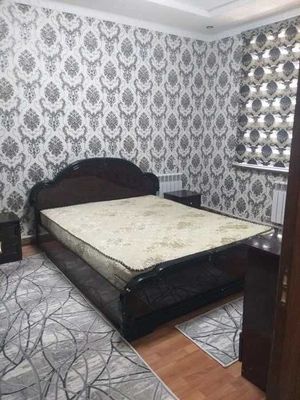 sergeli 3-bekatga yaqin joydan 2 xonali kv ijaraga beriladi.400$ 2/3/9