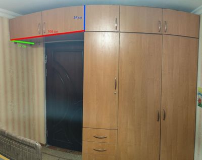 Большой шкаф для вещей
