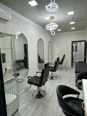 Мастер по маникюру