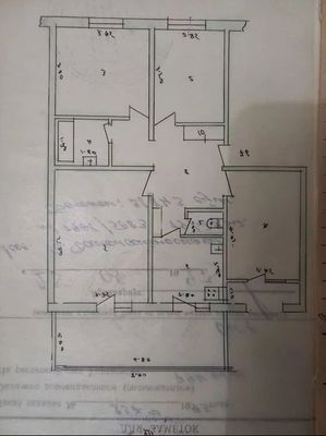 Срочно продам свой 4-х комнатный квартира.