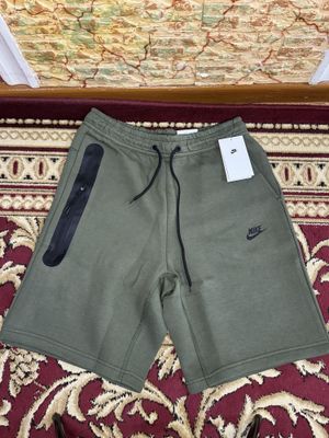 Шорты Nike Tech