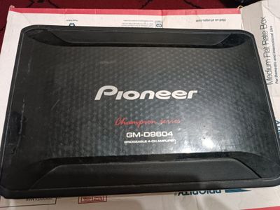 Усилитель Pioneer GM-D9604