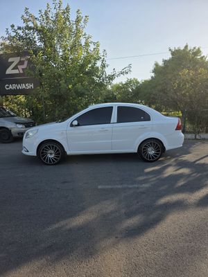Nexia 3 2018 2 Pazitsa kraska faqat bagajda qogan joyi toza