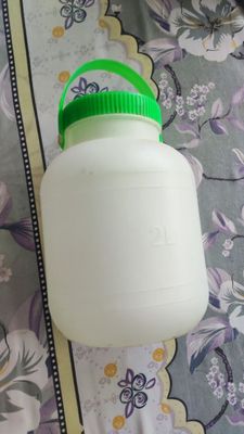 Банка пластиковая. 2л. 2шт.