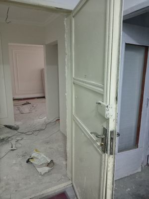 Эшик сотилади холати зур