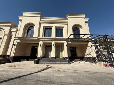Коттедж Шуманай/ Хувайдо Зафар обод гузар 4 комнаты/3 этажа/1,05 соток