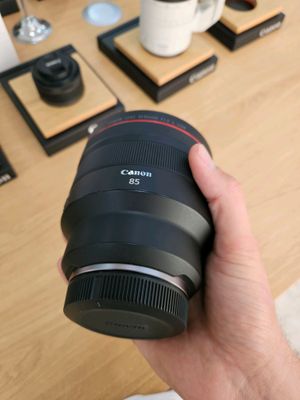 Canon RF 85mm F1.2 L USM
