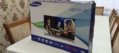 Телевизор 32 смарт Samsung LED Tv