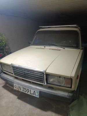 Vazlada 2107 Sotiladi