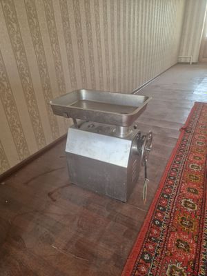 Мясорубка 3 фазный б/у пулини келишамиз