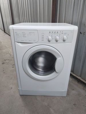 Продам Автомат Indesit 6 кг в отличном состоянии.