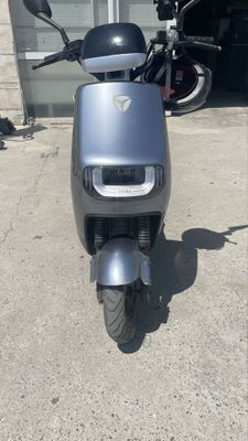 Sotiladi holati yaxshi yadea e8s